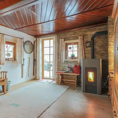 Cozy Holiday In Near Forest Dom wakacyjny
